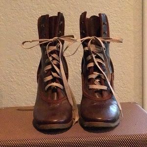 Chloe tie up booties